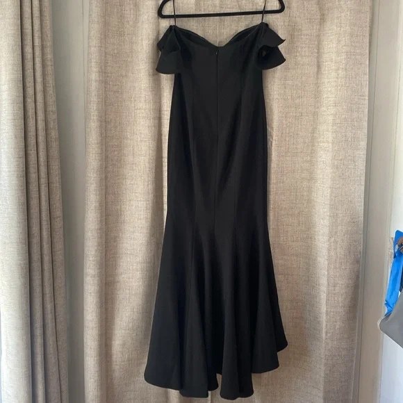 Likely Women’s Sunset Gown Off-Shoulder High-Low Evening Dress Black Size 4 - Picture 3 of 8